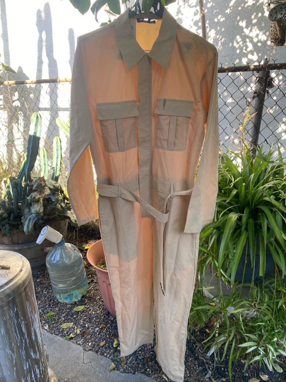 YOINS Yellow Top with Black Label